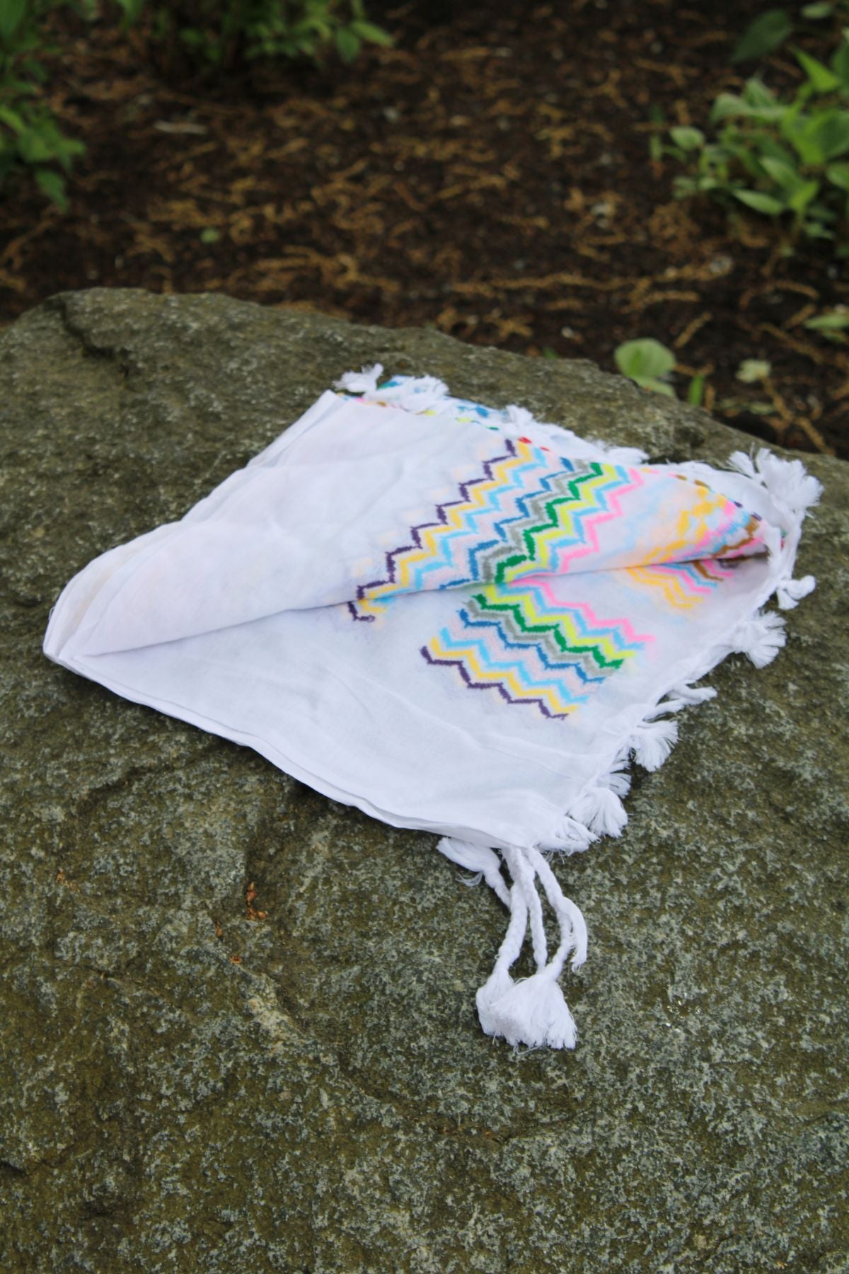 Keffiyeh Scarf-White