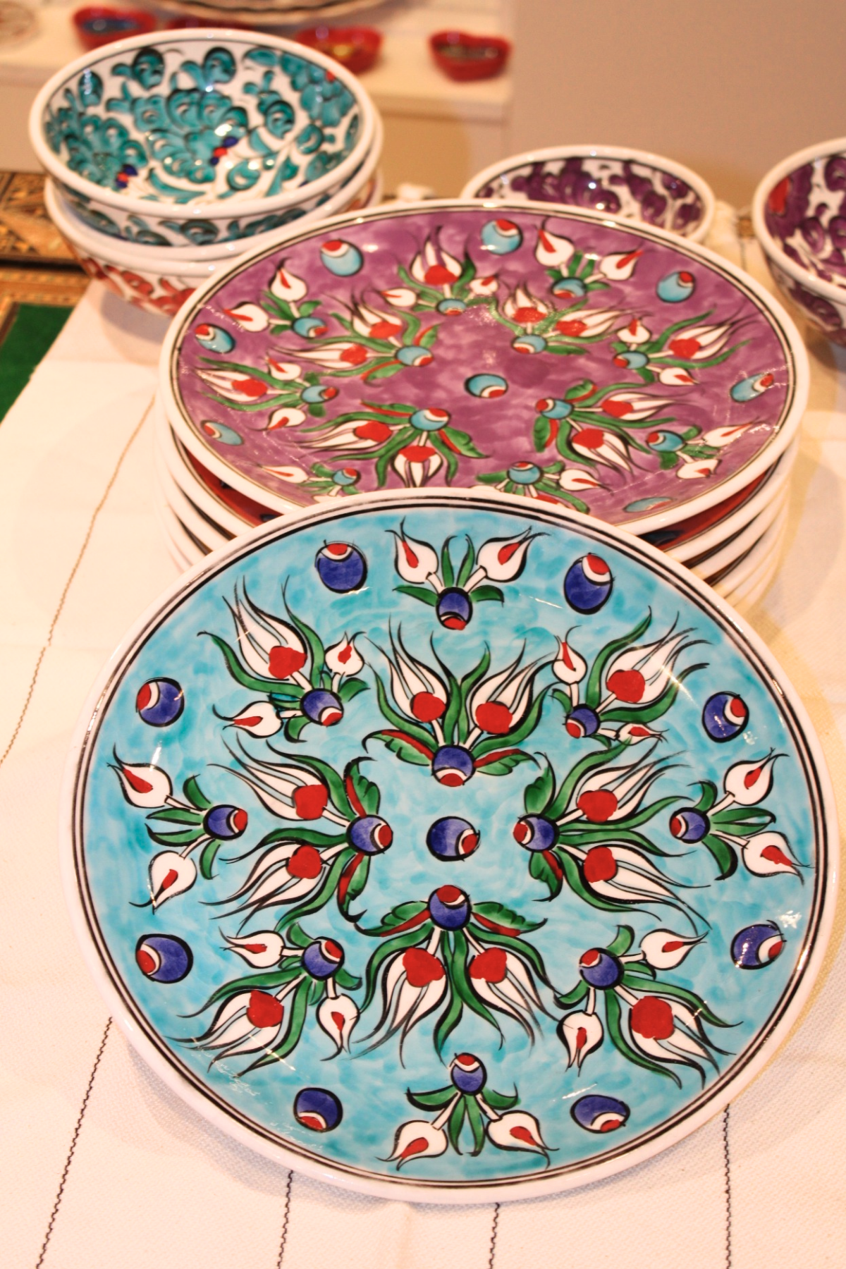 Laleh Tulip Ceramic Plates