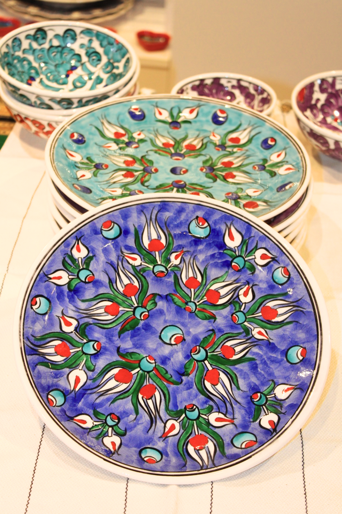 Laleh Tulip Ceramic Plates