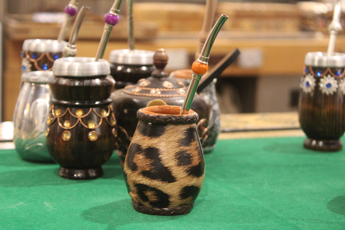 Matteh Cups with Straws
