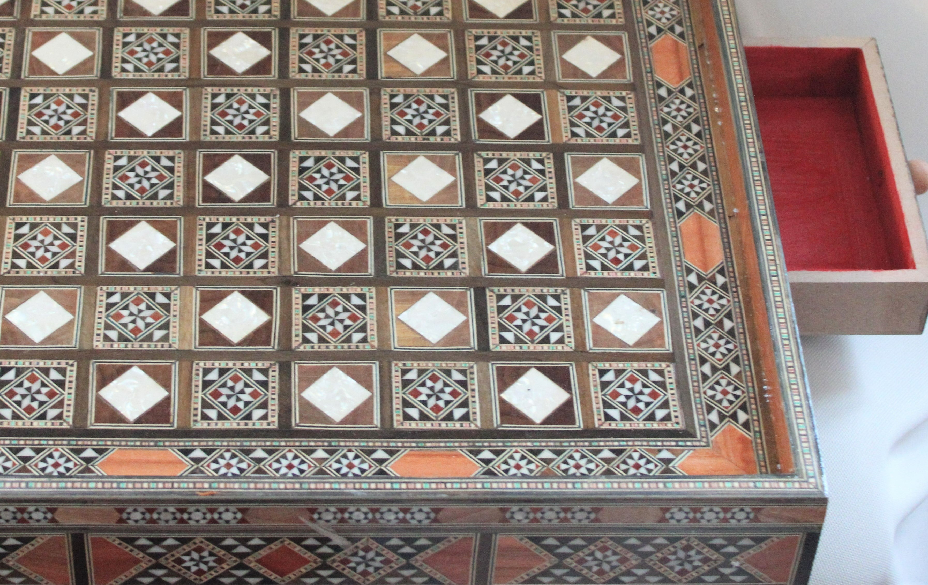 Shah Mosaic Chess Board