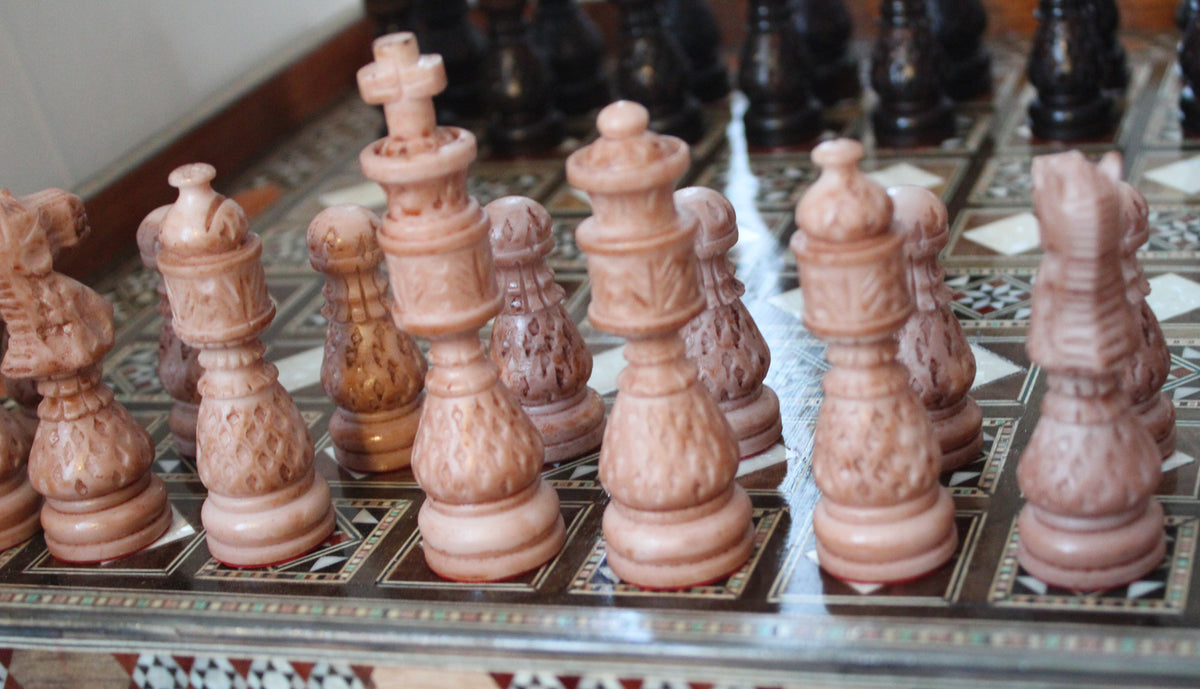 Malekeh Resin Chess Pieces