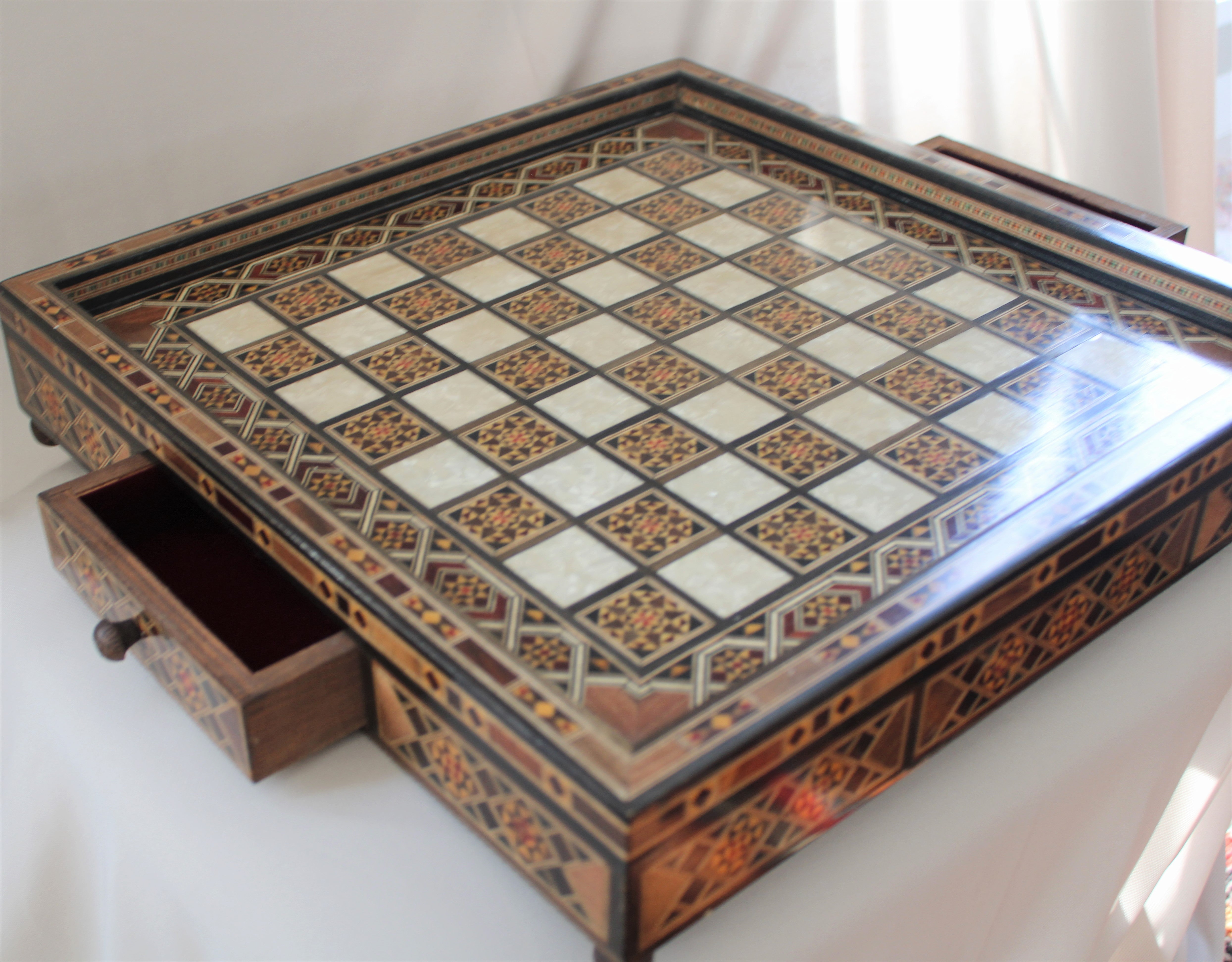 Shah Mosaic Chess Board