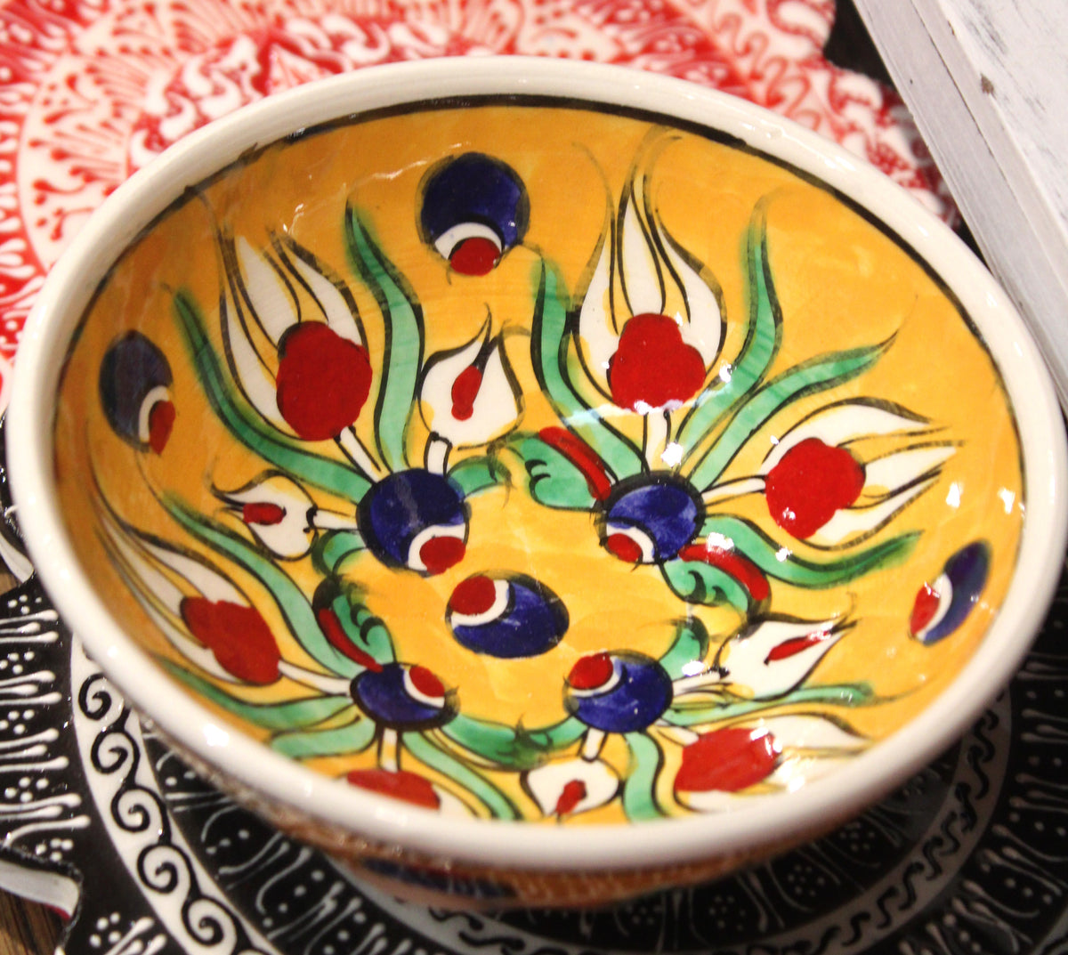 Tulip Laleh Ceramic Collection